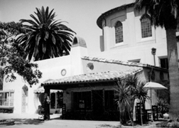 The Middle Eastern building, once a Mexican restaurant. Security Pacific Collection/Los Angeles Public Library